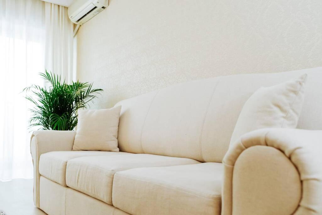 Elegant Vibes Next To Obor Market Appartamento *